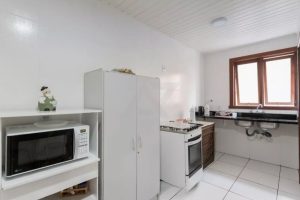 Cobertura à venda com 240m², 3 dormitórios, 1 suíte, 2 vagas no bairro Petrópolis em Porto Alegre - Foto 9