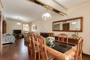 Cobertura à venda com 240m², 3 dormitórios, 1 suíte, 2 vagas no bairro Petrópolis em Porto Alegre - Foto 2