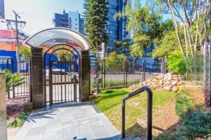 Cobertura à venda com 240m², 3 dormitórios, 1 suíte, 2 vagas no bairro Petrópolis em Porto Alegre - Foto 50