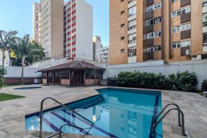 Apartamento com 168m², 3 dormitórios, 2 suítes, 3 vagas no bairro Moinhos Vento em Porto Alegre - Foto 42