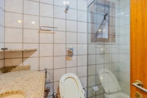 Cobertura com 262m², 3 dormitórios, 2 suítes, 2 vagas no bairro Menino Deus em Porto Alegre - Foto 16