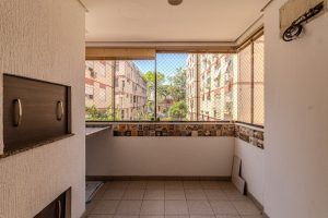 Apartamento à venda com 77m², 3 dormitórios, 1 suíte, 1 vaga no bairro Tristeza em Porto Alegre - Foto 2