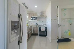 Casa com 395m², 4 dormitórios, 2 suítes, 5 vagas no bairro Jardim Planalto em Porto Alegre - Foto 7