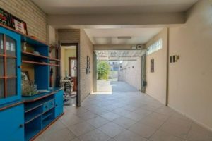 Casa com 395m², 4 dormitórios, 2 suítes, 5 vagas no bairro Jardim Planalto em Porto Alegre - Foto 15