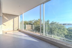 Cobertura à venda com 384m², 3 dormitórios, 3 suítes, 3 vagas no bairro Tristeza em Porto Alegre - Foto 3