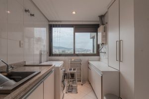 Apartamento à venda com 124m², 3 dormitórios, 1 suíte, 4 vagas no bairro Petrópolis em Porto Alegre - Foto 18
