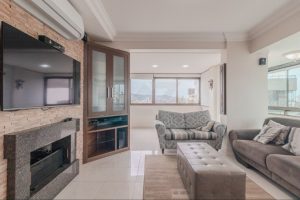 Apartamento à venda com 124m², 3 dormitórios, 1 suíte, 4 vagas no bairro Petrópolis em Porto Alegre - Foto 29