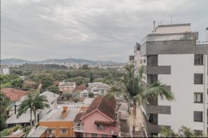Apartamento à venda com 124m², 3 dormitórios, 1 suíte, 4 vagas no bairro Petrópolis em Porto Alegre - Foto 42