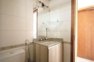 Apartamento com 142m², 3 dormitórios, 1 suíte, 2 vagas no bairro Menino Deus em Porto Alegre - Foto 12