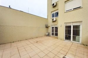 Apartamento com 142m², 3 dormitórios, 1 suíte, 2 vagas no bairro Menino Deus em Porto Alegre - Foto 21