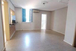 Apartamento com 200m², 2 dormitórios, 2 vagas no bairro Floresta em Porto Alegre - Foto 2