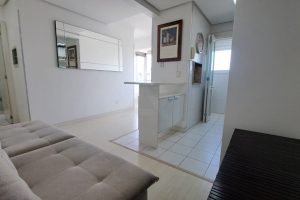 Apartamento à venda com 47m², 1 dormitório, 1 suíte, 2 vagas no bairro Cidade Baixa em Porto Alegre - Foto 2