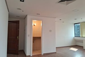 Sala Comercial com 40m² no bairro Auxiliadora em Porto Alegre - Foto 2