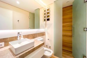 Apartamento à venda com 226m², 4 dormitórios, 1 suíte, 1 vaga no bairro Moinhos de Vento em Porto Alegre - Foto 9