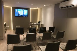 Salas/Conjuntos à venda com 95m², 1 vaga no bairro Auxiliadora em Porto Alegre - Foto 8