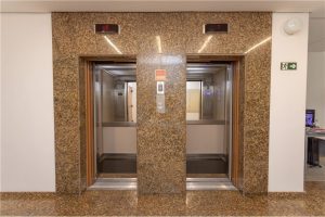 Salas/Conjuntos à venda com 43m² no bairro Floresta em Porto Alegre - Foto 2