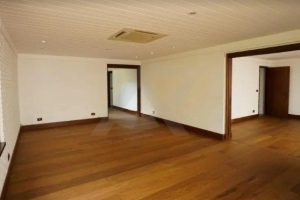 Casa comercial com 622m² no bairro Três Figueiras em Porto Alegre - Foto 4