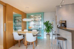 Apartamento à venda com 76m², 2 dormitórios, 1 suíte, 2 vagas no bairro Petrópolis em Porto Alegre - Foto 6