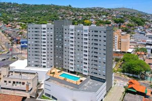 Apartamento à venda com 52m², 1 dormitório, 1 suíte, 1 vaga no bairro Partenon em Porto Alegre - Foto 2