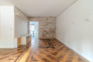 Casa à venda com 94m², 2 dormitórios, 1 suíte, 1 vaga no bairro Bela Vista em Porto Alegre - Foto 2