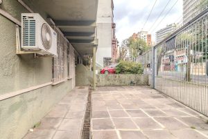 Casa à venda com 94m², 2 dormitórios, 1 suíte, 1 vaga no bairro Bela Vista em Porto Alegre - Foto 23