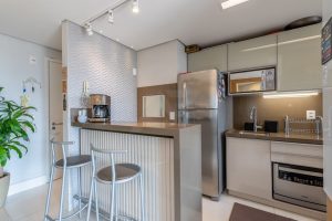 Apartamento à venda com 76m², 2 dormitórios, 1 suíte, 2 vagas no bairro Petrópolis em Porto Alegre - Foto 7