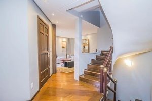 Casa em Condomínio à venda com 199m², 4 dormitórios, 1 suíte, 2 vagas no bairro Chacara das Pedras em Porto Alegre - Foto 4