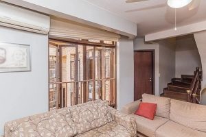 Casa em Condomínio à venda com 199m², 4 dormitórios, 1 suíte, 2 vagas no bairro Chacara das Pedras em Porto Alegre - Foto 6