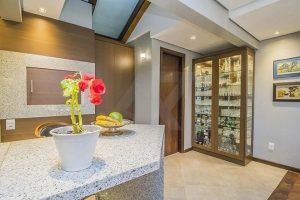 Casa em Condomínio à venda com 199m², 4 dormitórios, 1 suíte, 2 vagas no bairro Chacara das Pedras em Porto Alegre - Foto 9