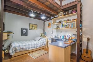 Casa em Condomínio à venda com 199m², 4 dormitórios, 1 suíte, 2 vagas no bairro Chacara das Pedras em Porto Alegre - Foto 17