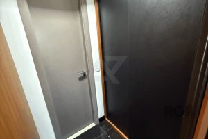 Salas/Conjuntos à venda com 48m², 1 vaga no bairro Praia de Belas em Porto Alegre - Foto 9