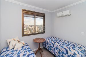 Apartamento à venda com 74m², 2 dormitórios, 1 suíte, 1 vaga no bairro Petrópolis em Porto Alegre - Foto 23