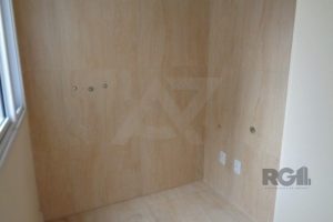 Apartamento à venda com 69m², 2 dormitórios, 1 suíte, 1 vaga no bairro Jardim Sabará em Porto Alegre - Foto 5