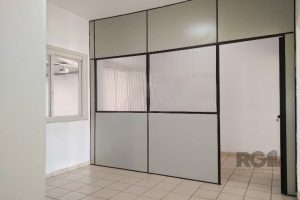 Pavilhão com 766m² no bairro Anchieta em Porto Alegre - Foto 3