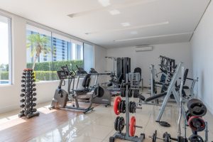 Apartamento à venda com 76m², 2 dormitórios, 1 suíte, 2 vagas no bairro Petrópolis em Porto Alegre - Foto 30