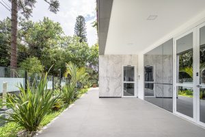 Apartamento à venda com 112m², 3 dormitórios, 3 suítes, 2 vagas no bairro Auxiliadora em Porto Alegre - Foto 5