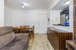 Apartamento à venda com 66m², 3 dormitórios, 1 suíte no bairro Vila Ipiranga em Porto Alegre - Foto 5