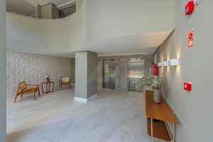 Apartamento à venda com 125m², 3 dormitórios, 3 suítes, 2 vagas no bairro Petrópolis em Porto Alegre - Foto 5