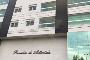 Apartamento à venda com 157m², 3 dormitórios, 1 suíte, 1 vaga no bairro Navegantes em Capão da Canoa - Foto 2