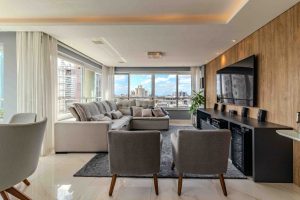 Apartamento à venda com 105m², 3 dormitórios, 1 suíte, 3 vagas no bairro Boa Vista em Porto Alegre - Foto 2