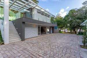 Casa em Condomínio à venda com 494m², 3 dormitórios, 3 suítes, 3 vagas no bairro Pedra Redonda em Porto Alegre - Foto 11