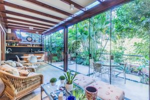 Casa em Condomínio com 420m², 4 dormitórios, 4 suítes, 3 vagas no bairro Três Figueiras em Porto Alegre - Foto 10