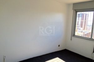 Apartamento à venda com 85m², 3 dormitórios, 1 vaga no bairro Bom Jesus em Porto Alegre - Foto 6