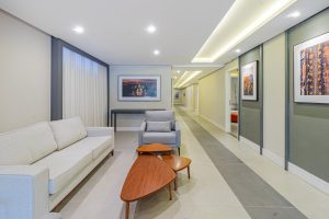 Apartamento à venda com 45m², 1 dormitório, 1 suíte, 1 vaga no bairro Cidade Baixa em Porto Alegre - Foto 2