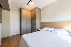 Apartamento à venda com 67m², 3 dormitórios, 1 suíte, 1 vaga no bairro Passo da Areia em Porto Alegre - Foto 13