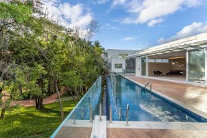 Casa em Condomínio à venda com 494m², 3 dormitórios, 3 suítes, 3 vagas no bairro Pedra Redonda em Porto Alegre - Foto 20