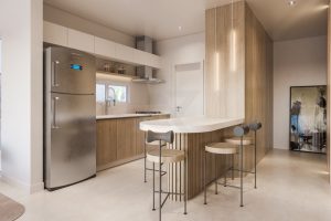 Apartamento à venda com 105m², 3 dormitórios, 3 suítes, 2 vagas no bairro Zona Nova em Capão da Canoa - Foto 9