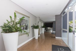 Apartamento à venda com 69m², 1 dormitório, 1 suíte, 1 vaga no bairro Jardim do Salso em Porto Alegre - Foto 6