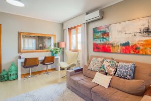 Apartamento à venda com 123m², 3 dormitórios, 1 suíte, 2 vagas no bairro Jardim Lindóia em Porto Alegre - Foto 4