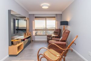 Apartamento à venda com 74m², 2 dormitórios, 1 suíte, 1 vaga no bairro Petrópolis em Porto Alegre - Foto 5